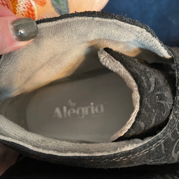 Alegria Black Shoes - Picture 4 of 11